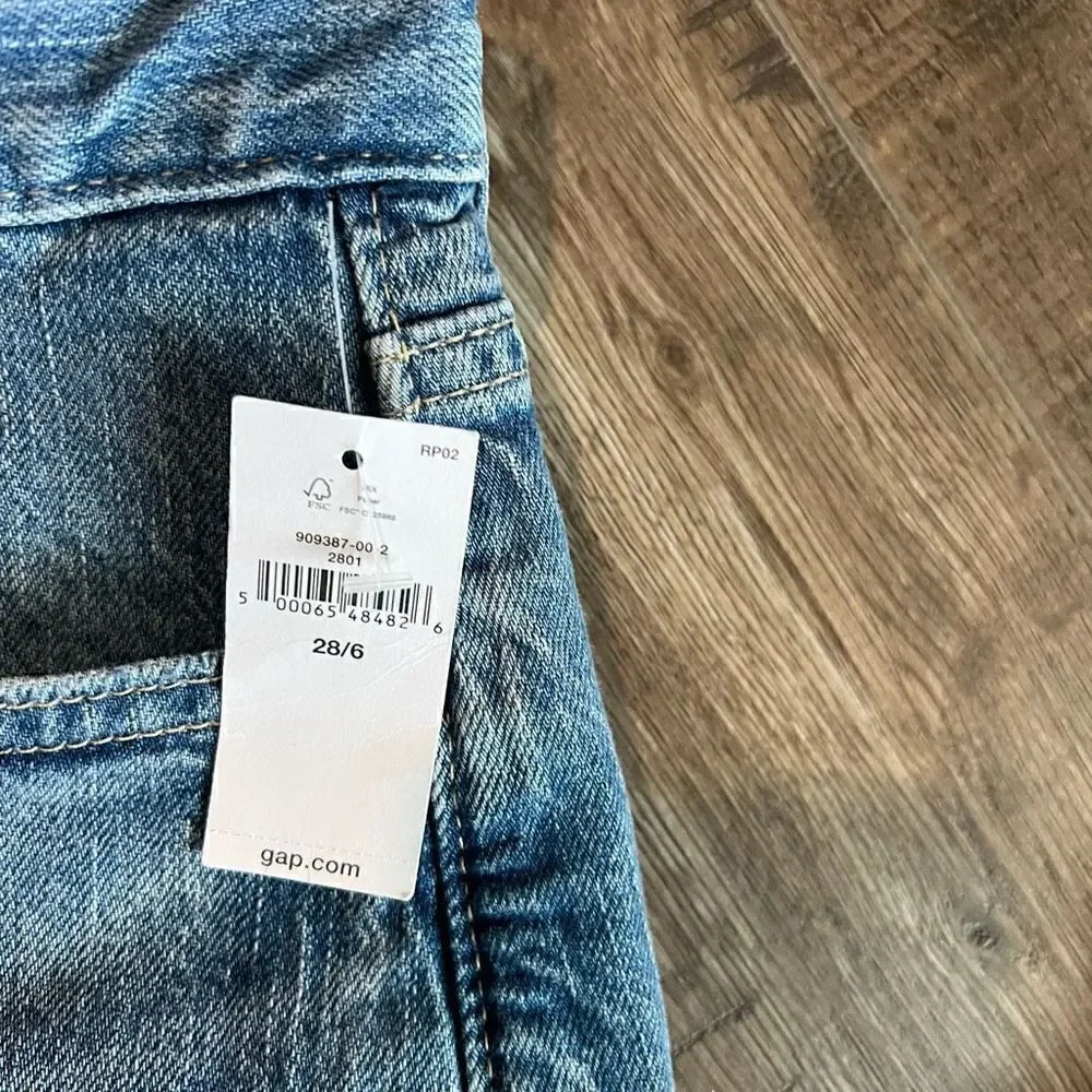 Gap distress jeans skirt size 28